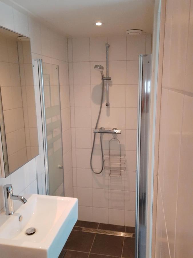 Luxe Ruime Studio Op Unieke, Rustige Locatie Доккум Экстерьер фото